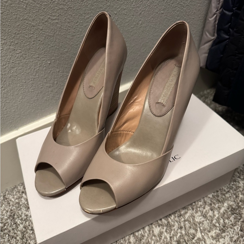 Banana Republic Leah Wedge